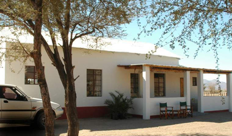 Ababis Guest Farm | Namibia: house at the river