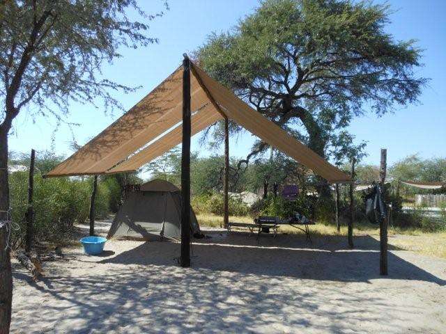 Tiaan's Camp Khumaga, Botswana